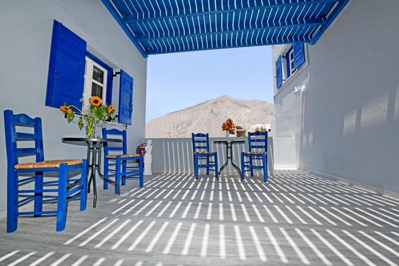 Lunar Santorini Hotel Perissa  Bagian luar foto