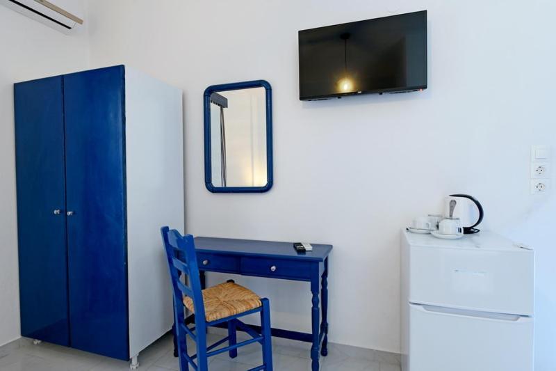 Lunar Santorini Hotel Perissa  Bagian luar foto