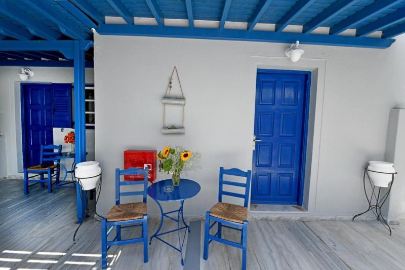 Lunar Santorini Hotel Perissa  Bagian luar foto