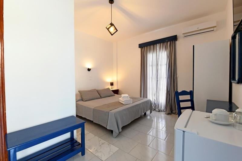 Lunar Santorini Hotel Perissa  Bagian luar foto
