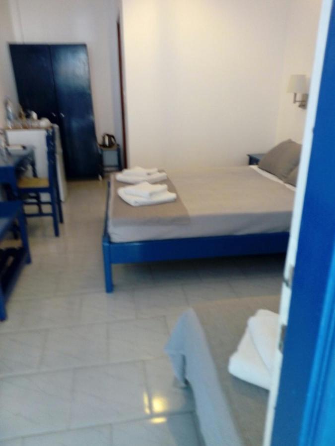 Lunar Santorini Hotel Perissa  Bagian luar foto